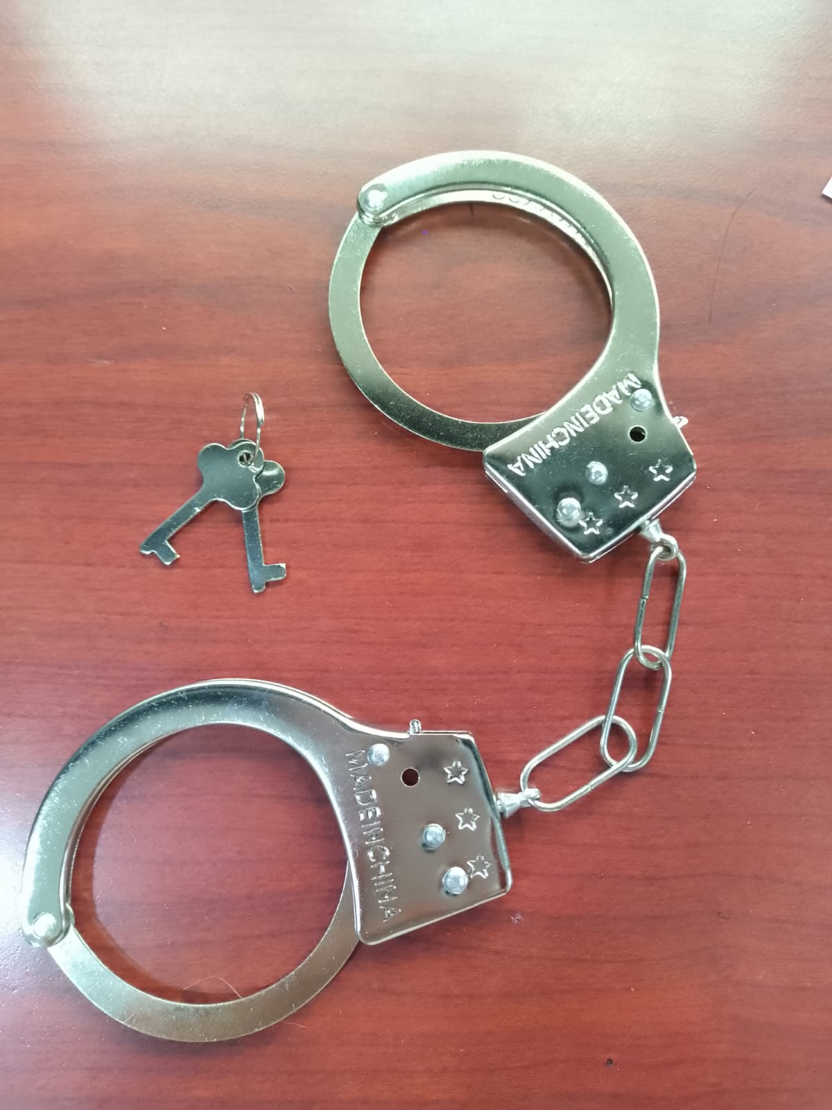 esposas de policía para disfraz esposas de policía para disfraz